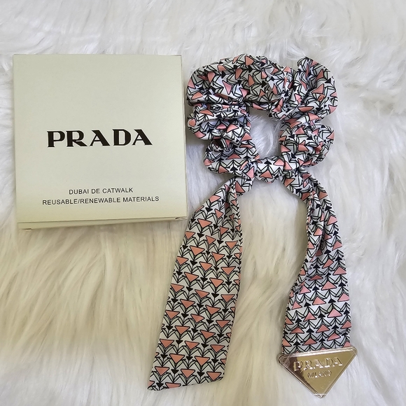 Prada Dubai de Catwalk gift box - Picture 5 of 10